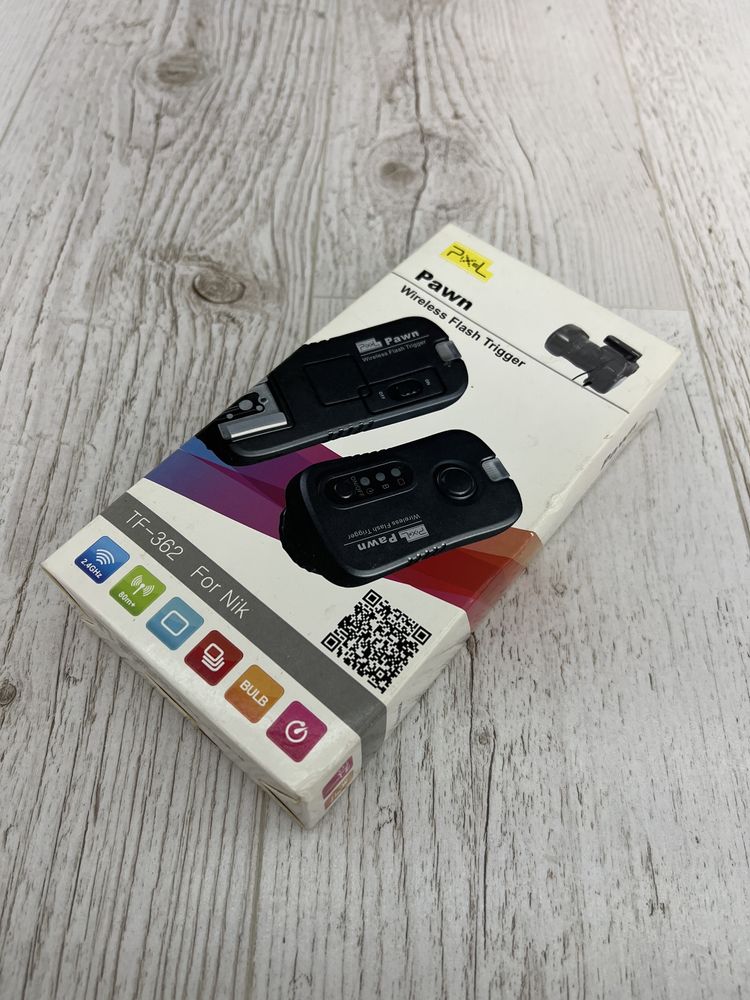 Pawn Wireless flash trigger