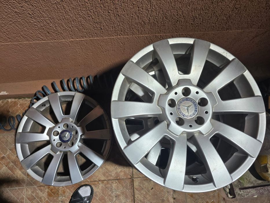 Jante și fotolii Mercedes Viano