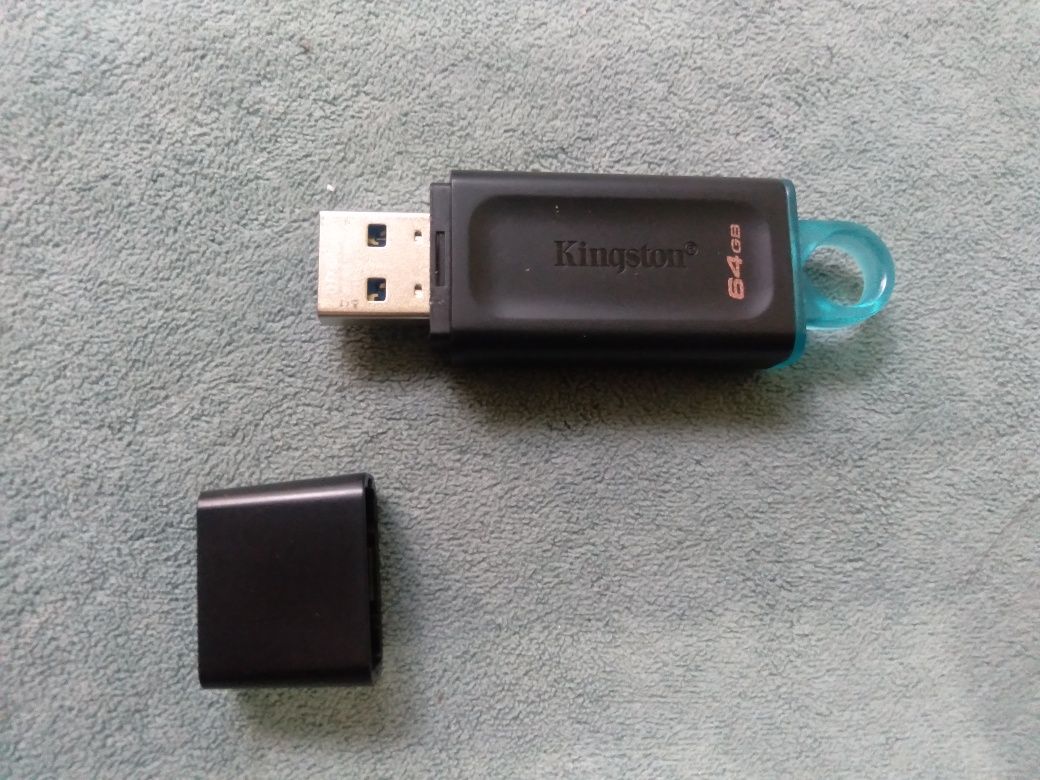 Продам USB 3.2 флешку 64gb