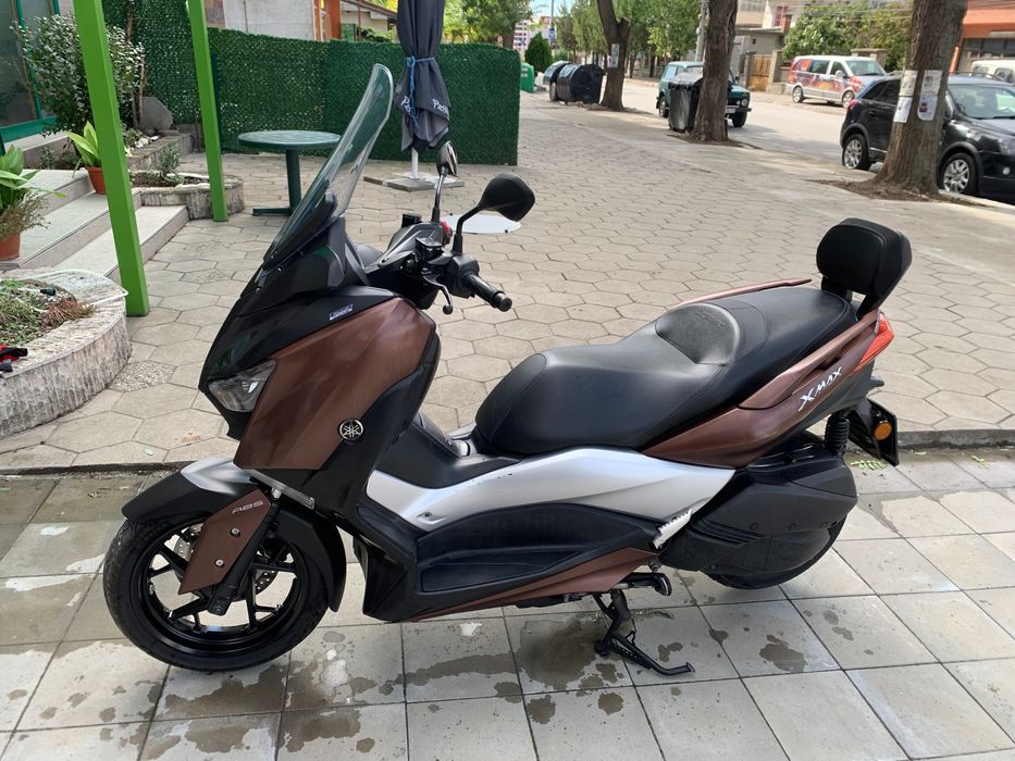 Мотоциклет Ямаха X max