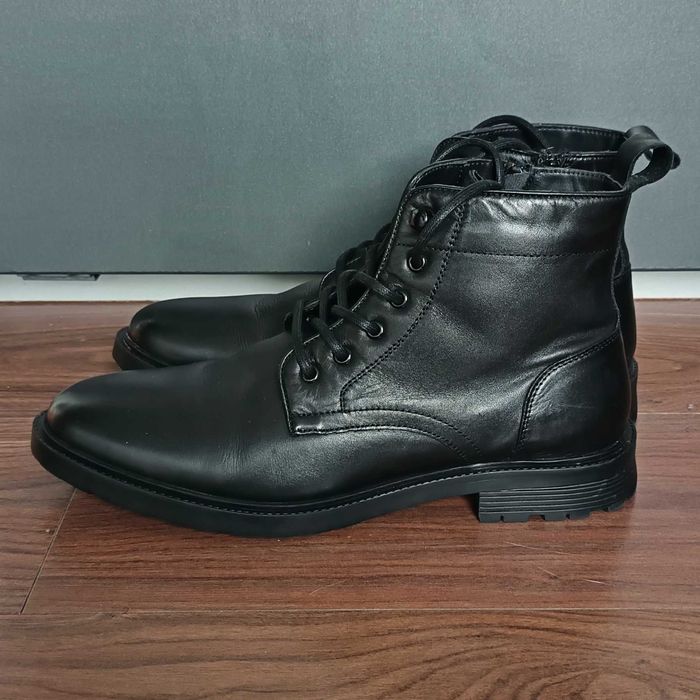 Естествена кожа мъжки ботуши размер 46 черен цвят в отлично състояние