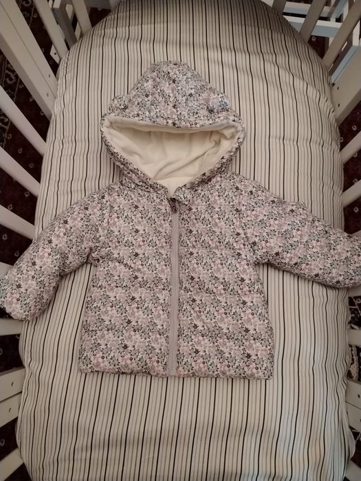 Куртки на девочку на 3 года (+ - )