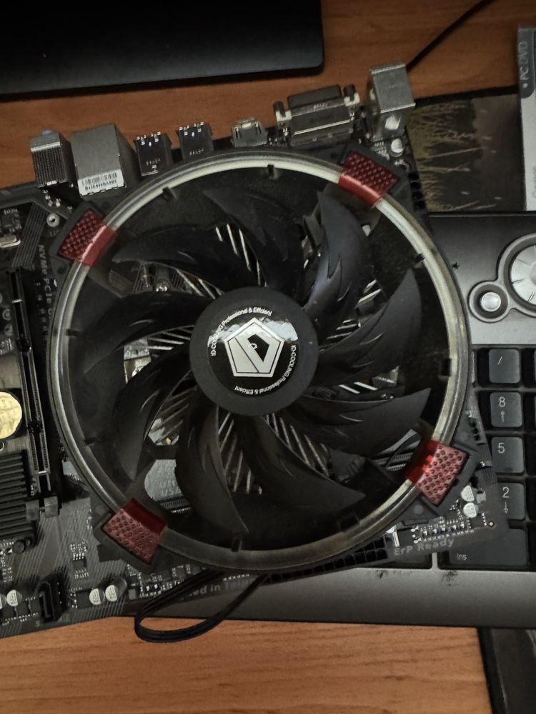 amd athlon 200GE vega3 2 gb