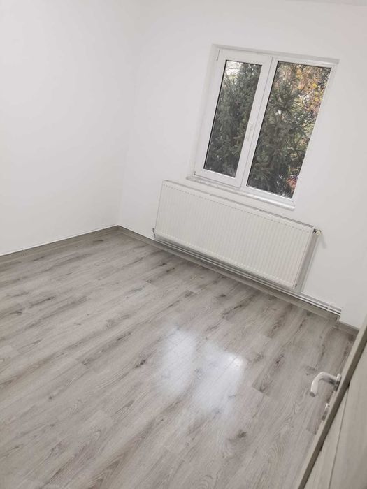 Apartament 3 camere, zona Grivitei, renovat complet.