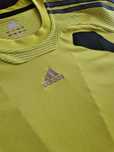 Оригинална мъжка тениска на Adidas - размер XS / S