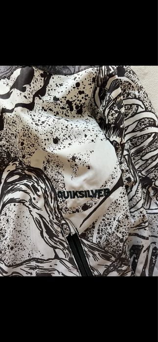 Яке Quiksilver 10г