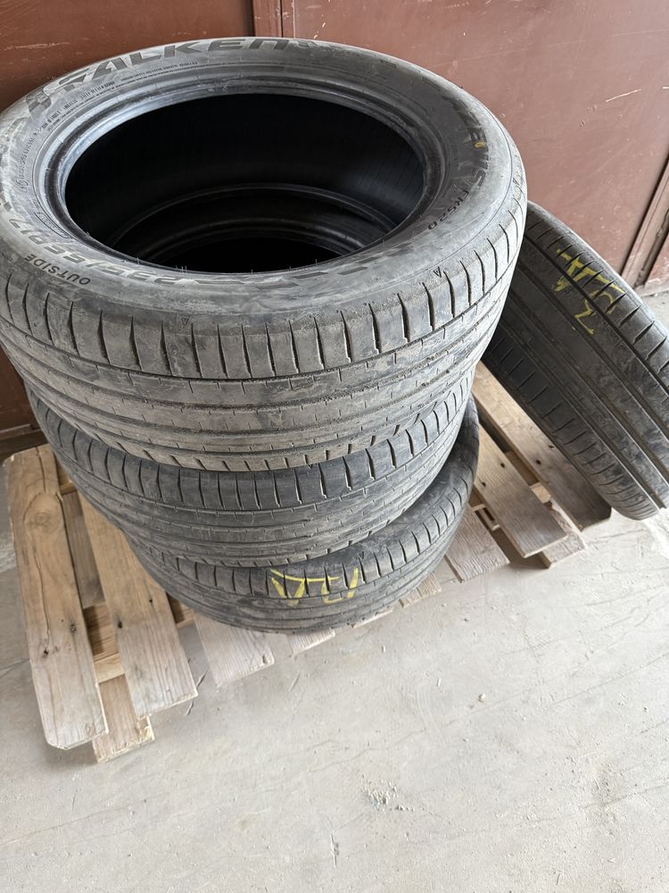 Летни гуми Falken Azenis fk520 235/55/17