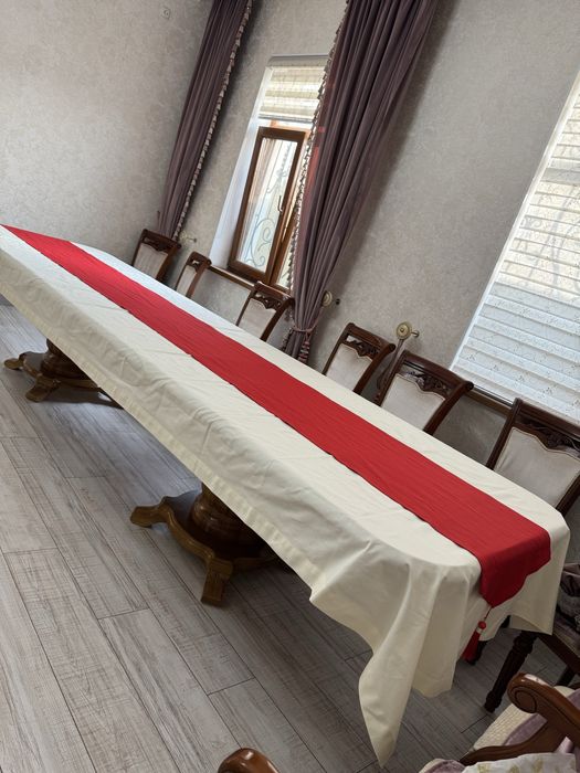 Раннер красного цвета на НГ