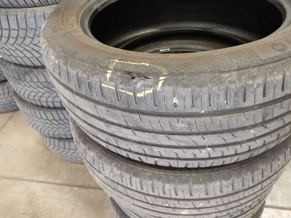 Продавам 4бр. летни гуми Барум 235/55/R19