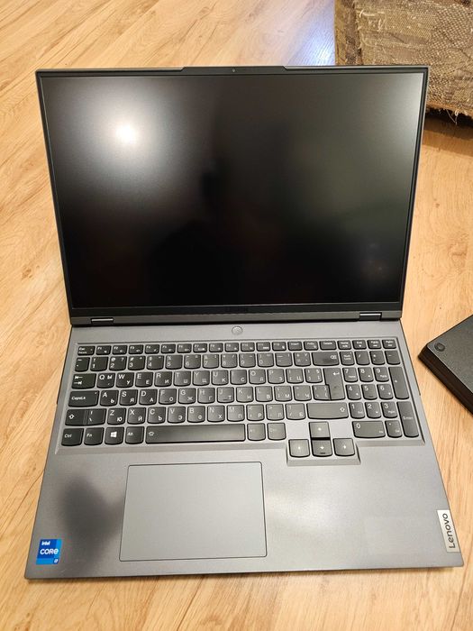 Lenovo Legion 5 Pro 16ITH6H - за части