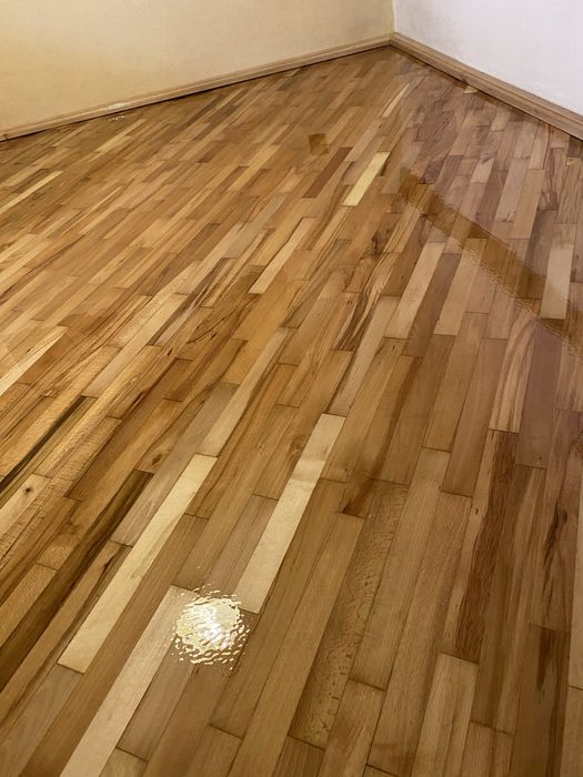 Parchetar cu experienta