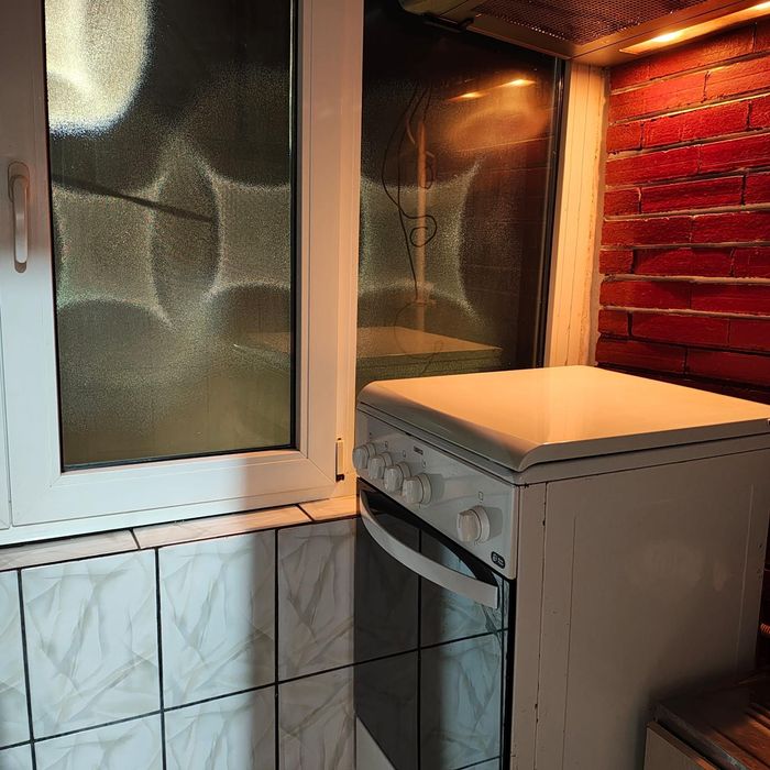Apartament 2 camere decomandat etaj 1