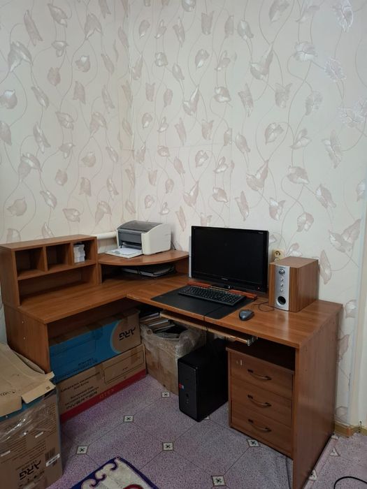 компьютерный стол
