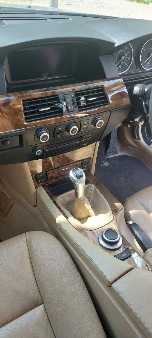 BMV 525i на части  2008 фейслифт (десен волан)