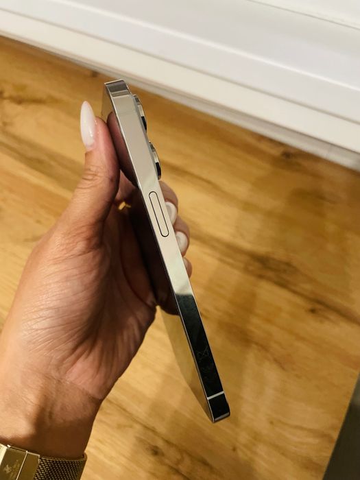iPhone 14 Pro бял