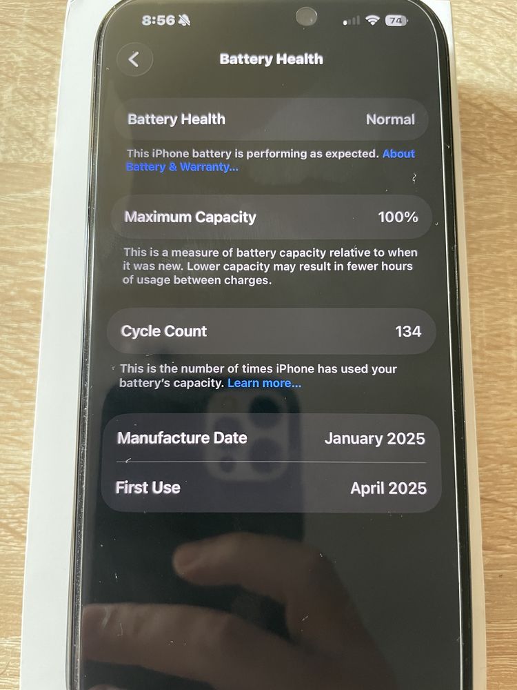 Iphone 16 pro 256 gb 3 години гаранция