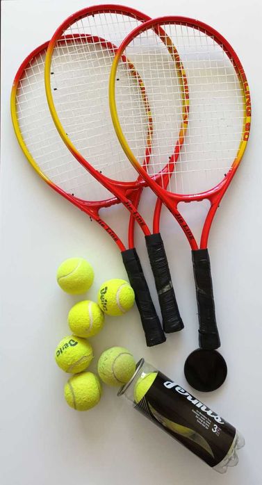 Тенис ракети с топки