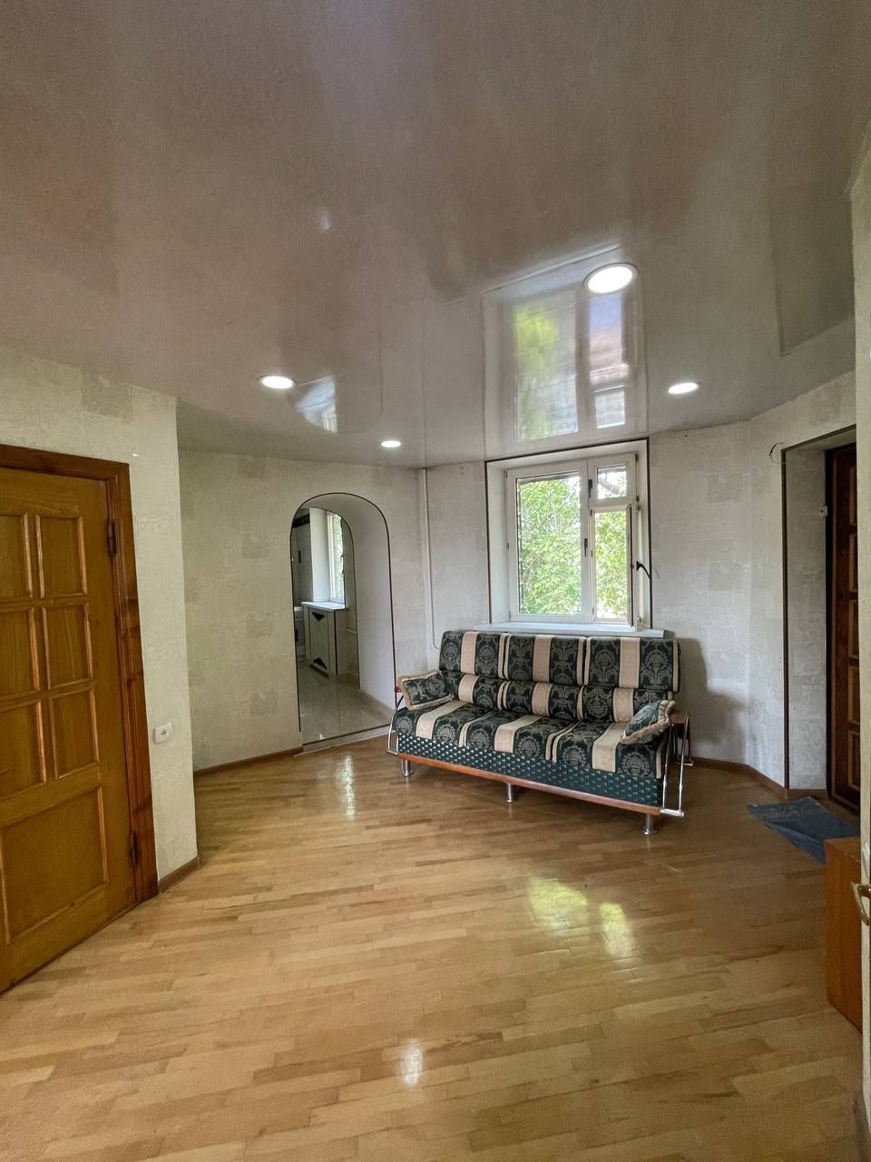 *3 комнатная. 115 м². Шота Руставели