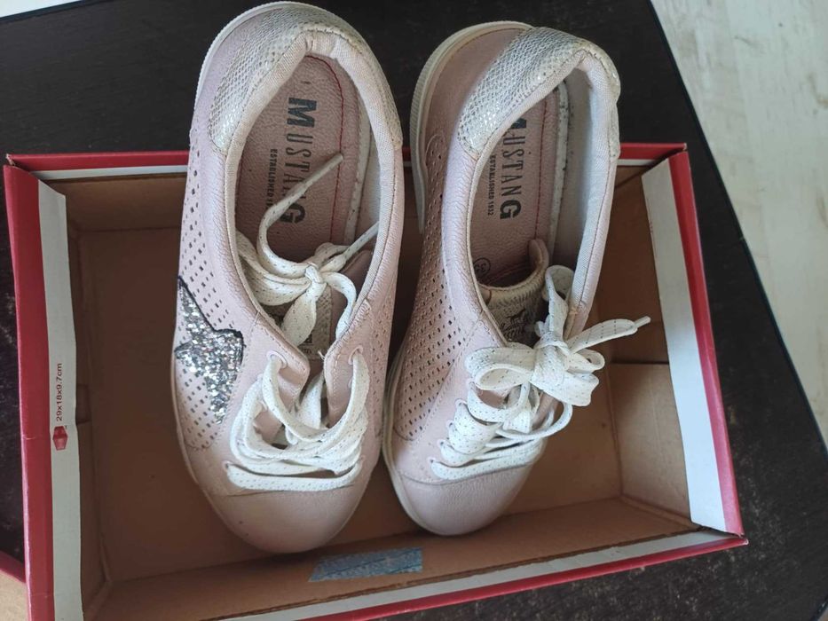 Pantofi sport masura 35