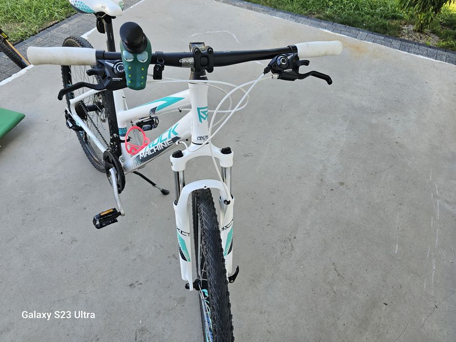 Bicicleta MTB RockMashine 5thAvenue 27