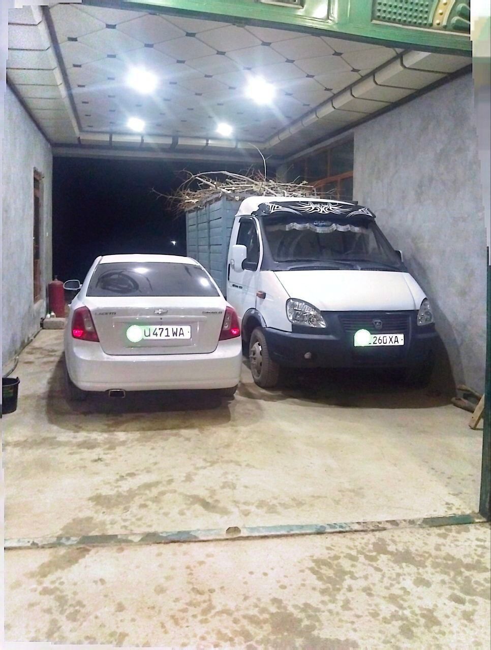Газел сотилади 2002 йил