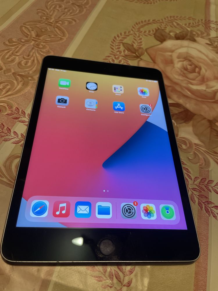 Ipad mini 4 Wi-Fi +celular 32Gb