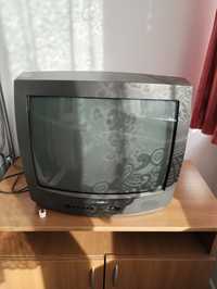 Televizor Daewoo cu telecomanda
