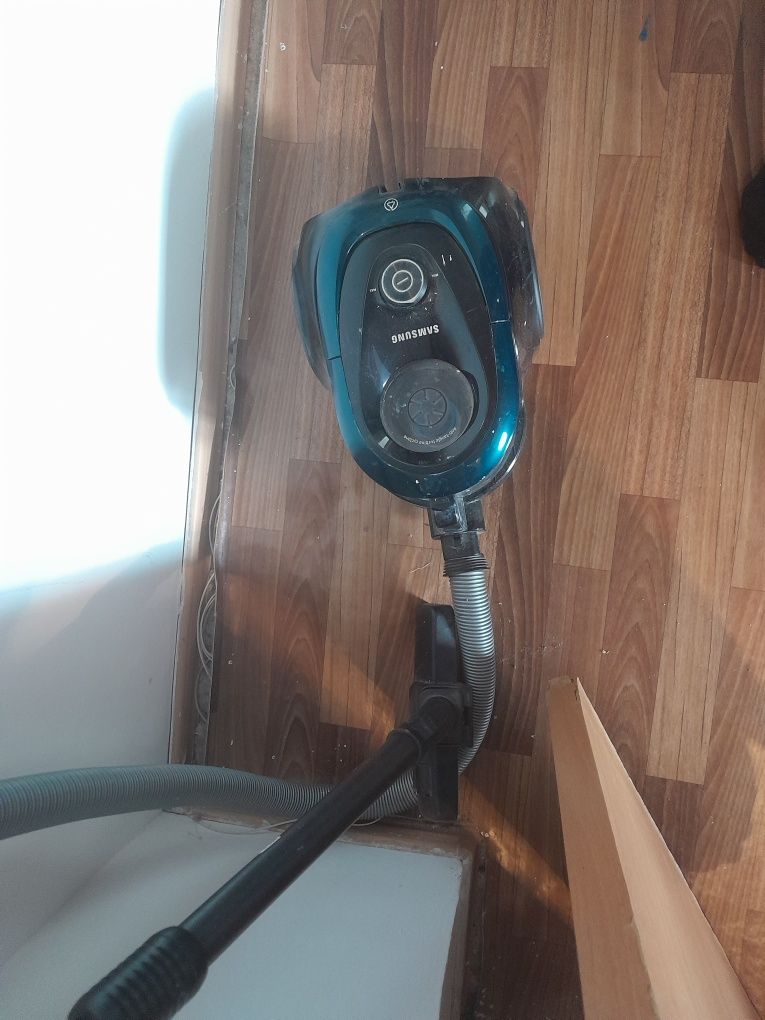 Продам Пылесос Самсунг