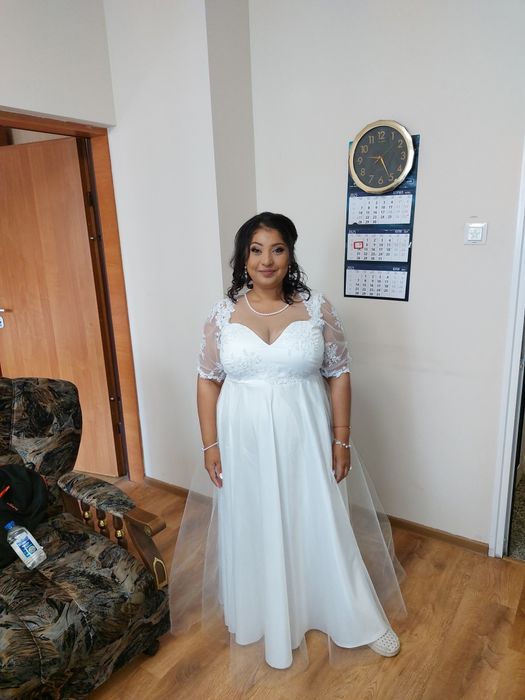 Подарявам булчинска рокля