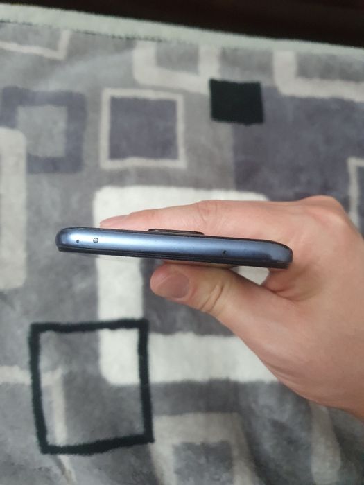 Srochna sotiladi Xiaomi Redmi Note 9S 4+1/64Gb Original Xolati yaxshi