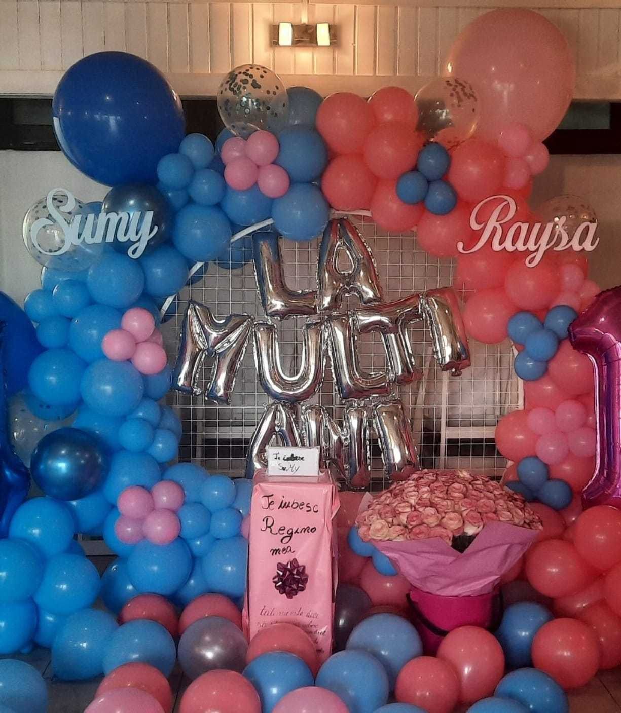 Decor din baloane pentru petrecere aniversara baietel si fetita