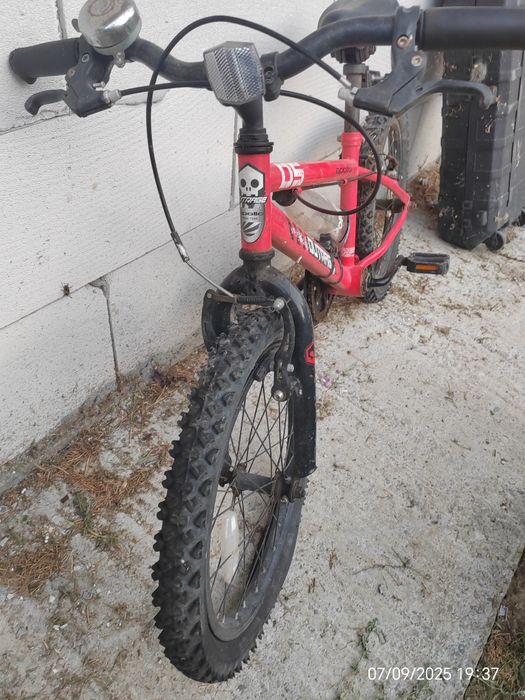 Bicicleta copii Apollo Outrage Halfords Anglia Max 40 kg