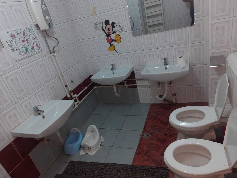 Vilă 9 camere, 280 mp utili, zonă liniștită pentru diverse activitati