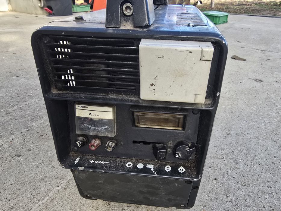 Generator Bosch G900 101