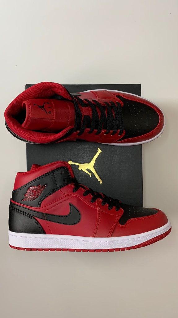 Air Jordan 1 Mid