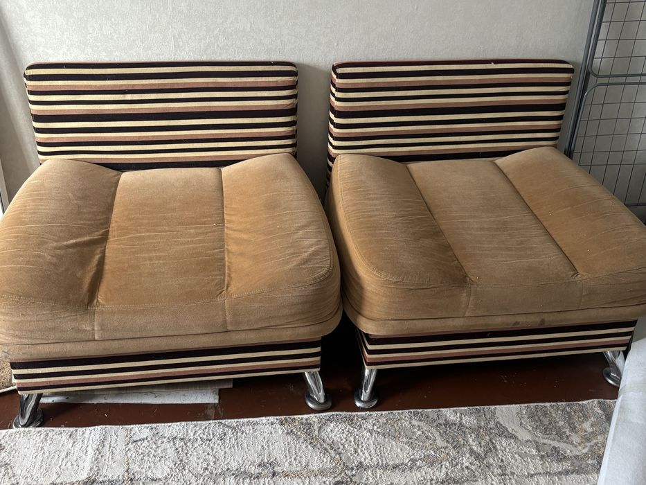 Продам два кресла