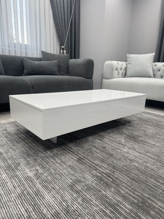 Бяла холна маса - гланц