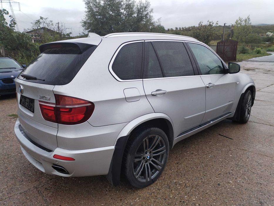 Dezmembrez BMW X5 E70 M57/N57 235 cp