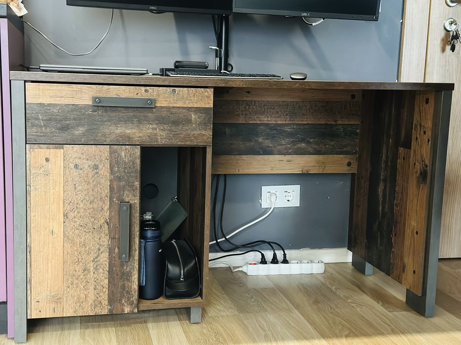 Комплект: бюро и офис стол