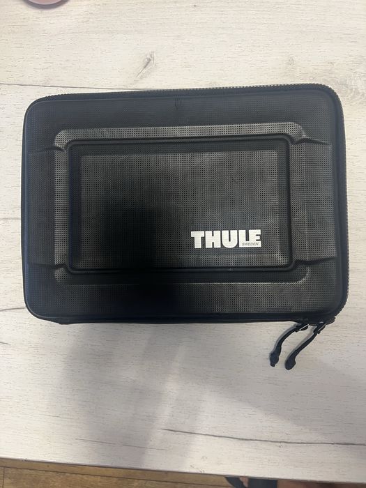 Thule калъф за лаптоп 13-14 инча