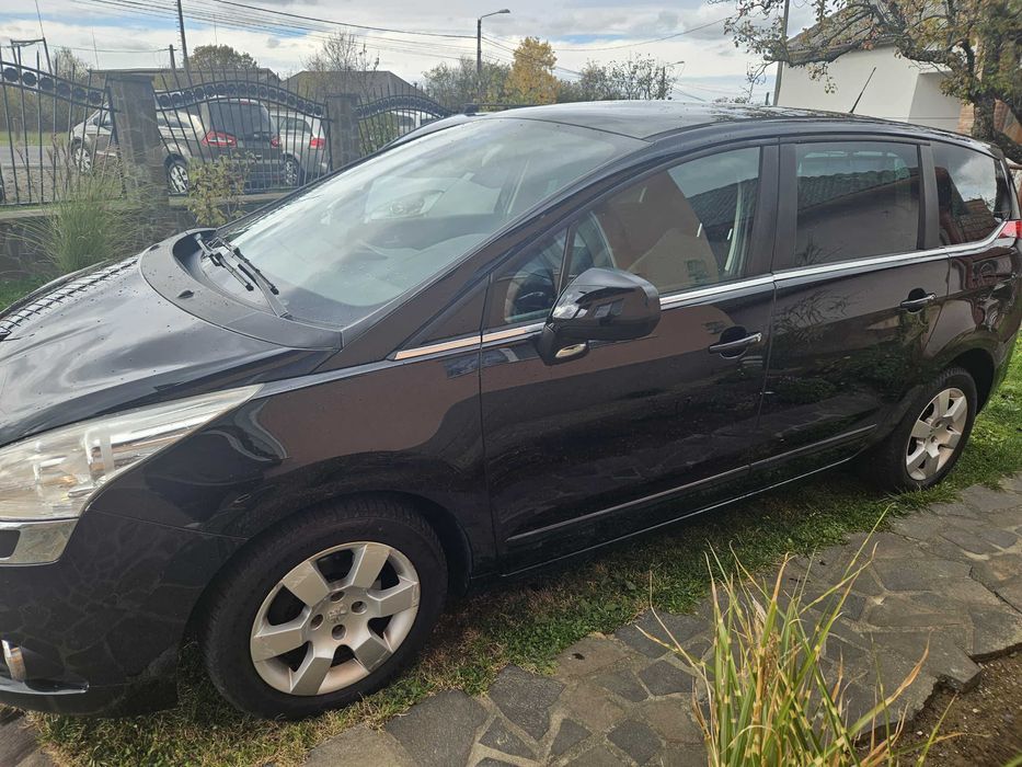 Peugeot 5008 1.6 HDI 2012