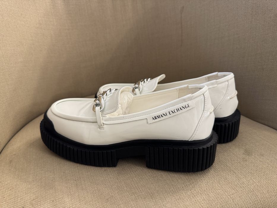 Дамски лоуфтъри Armani Exchange