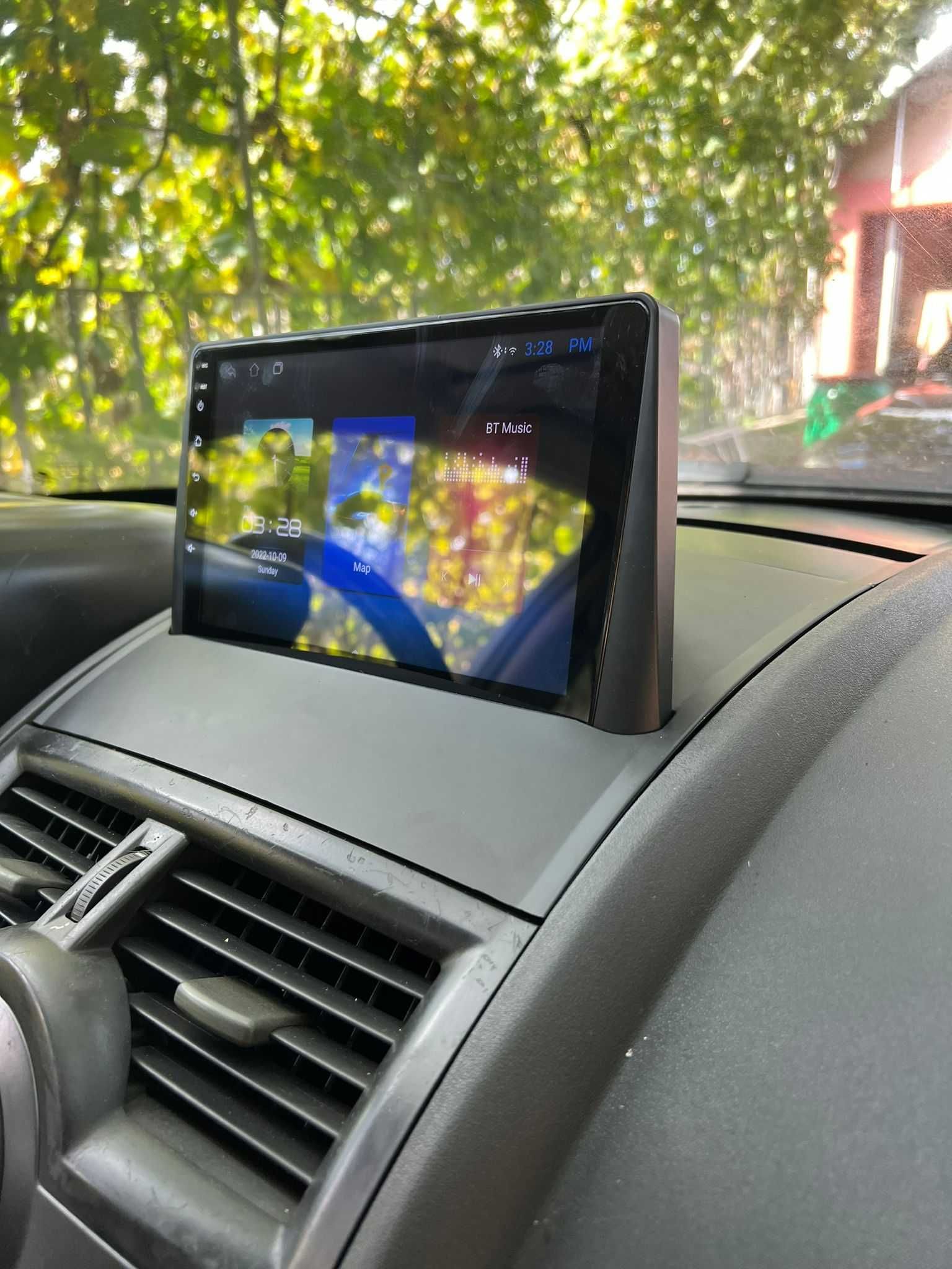 Navigatie Android Renault Megane 2 (2002-2009) 1-8GB RAM -QLed CarPlay