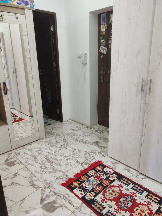 Vand Apartament 2 camere decomandat zona ciocarlia