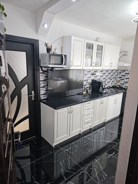 Apartament cu două camere!