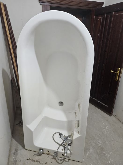 Продам ванну б/у
