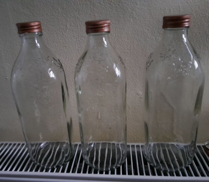 Borcane si sticle goale, diferite marimi