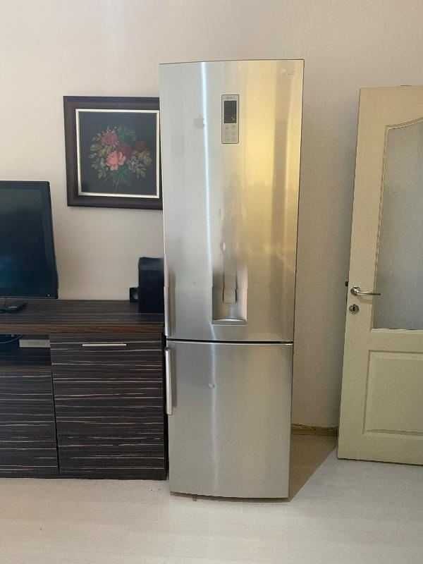 Дава се под наем Двустаен апартамент в София, Витоша - 56 кв.м за 700 € - Снимка #4