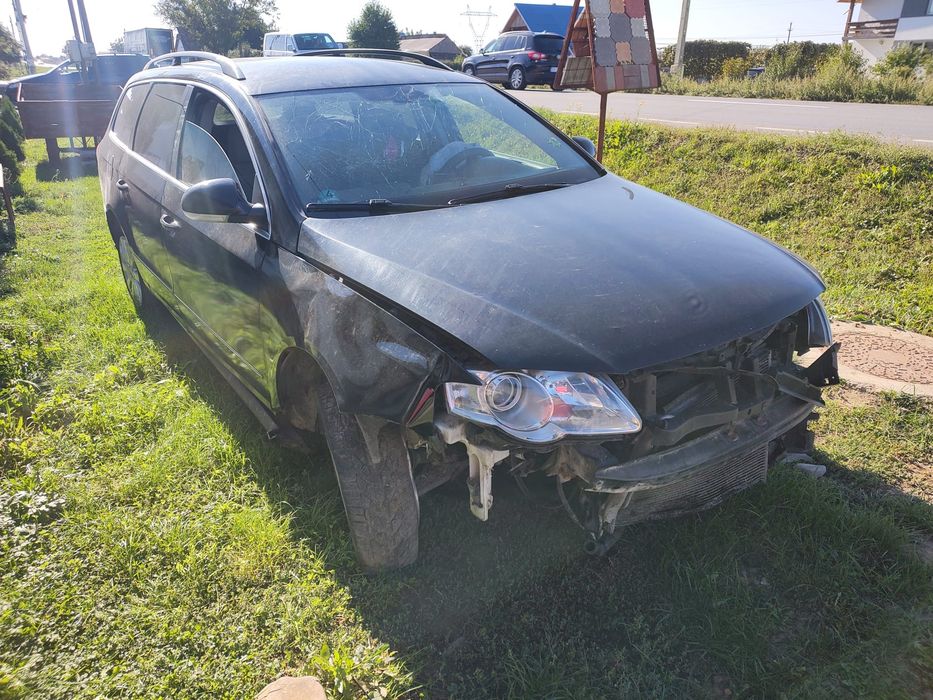 Dezmembrez passat B6 2007