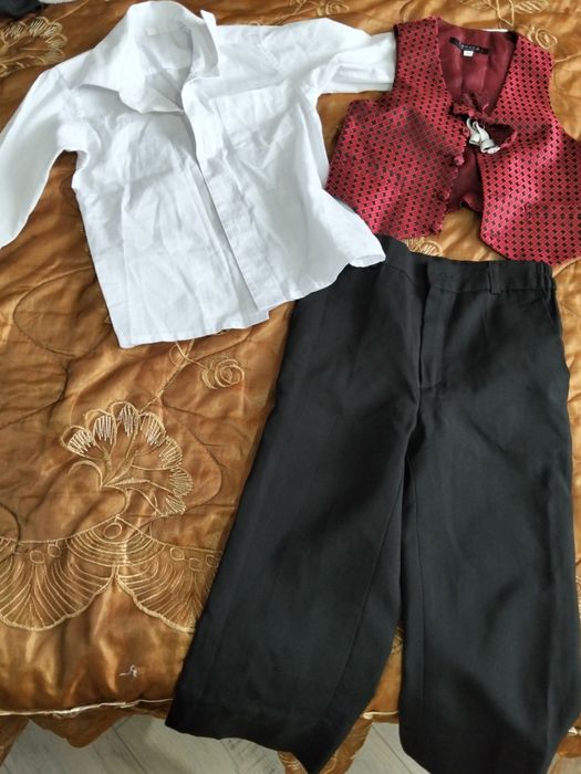 Костюм детский  на 3 года